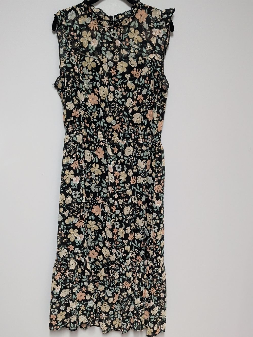 Sleeveless Black Floral Midi Dress with Ruffle Hem